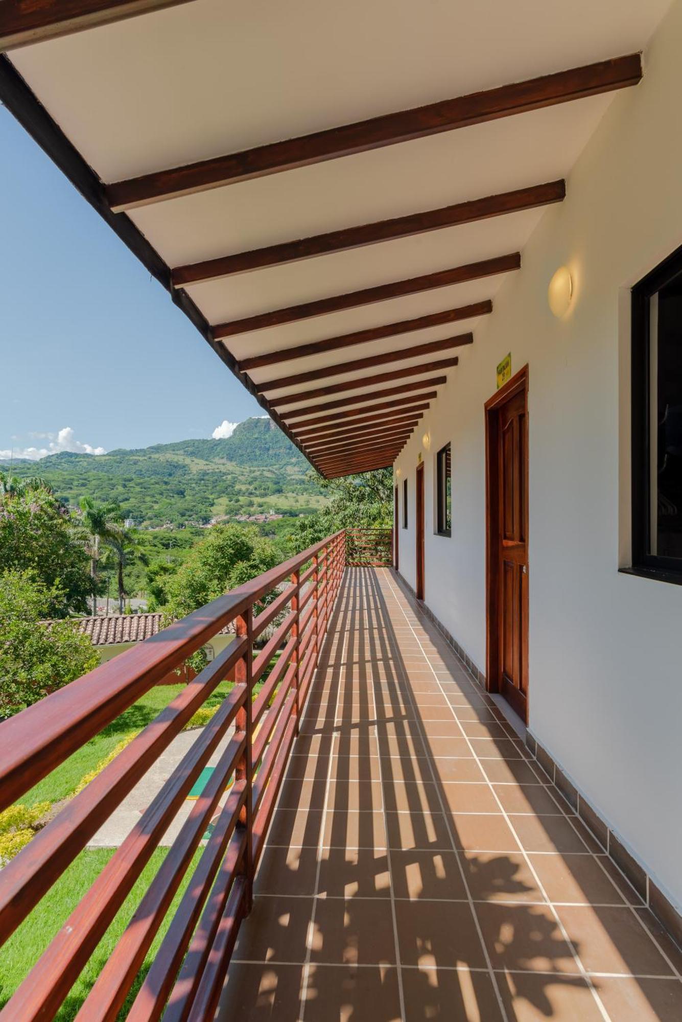 Hotel Villa Camila Ла-Пінтада Екстер'єр фото
