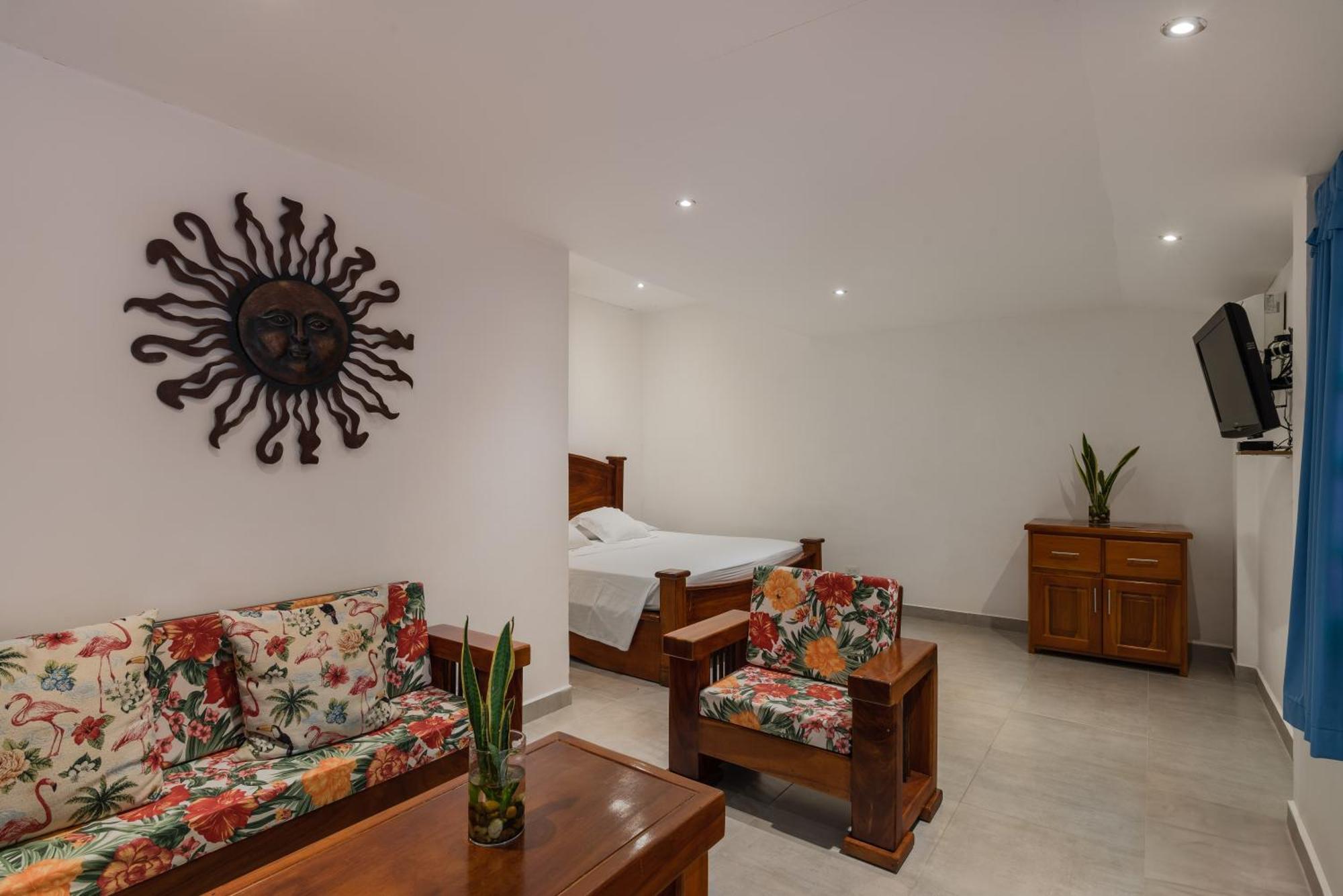 Hotel Villa Camila Ла-Пінтада Екстер'єр фото